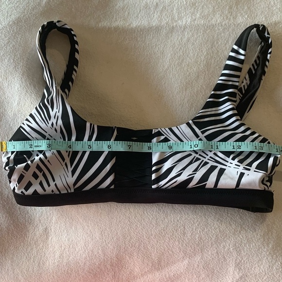 Athleta Swim Square Neck Bikini Top Bra XS Black White 64023 Stretch Mesh Detail - Picture 8 of 9
